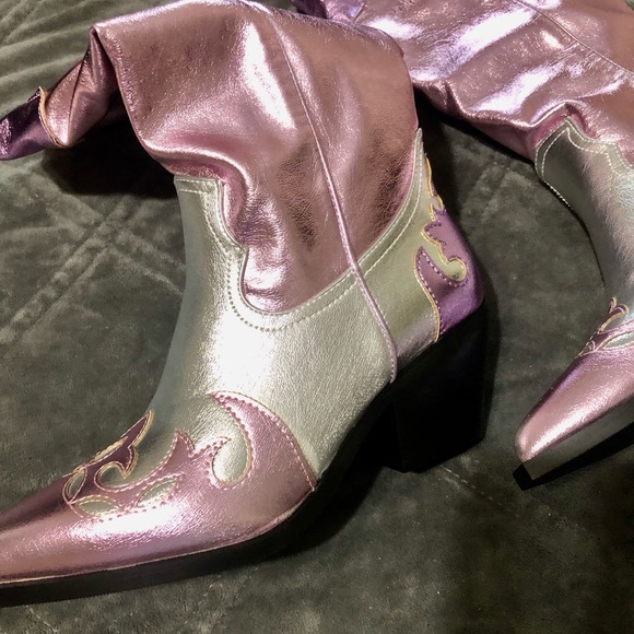 BRAND NEW Pink & Silver Glam Cowboy Boots - Picture 5 of 16